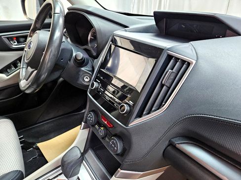 Used 2019 Subaru Forester Premium image 22