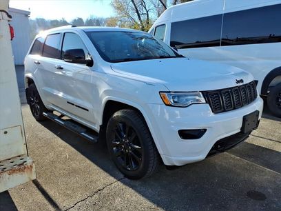 Used 2017 Jeep Grand Cherokee Overland