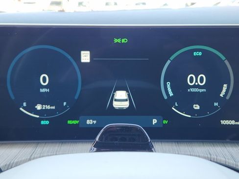 Used 2025 Hyundai Santa Fe Calligraphy image 15