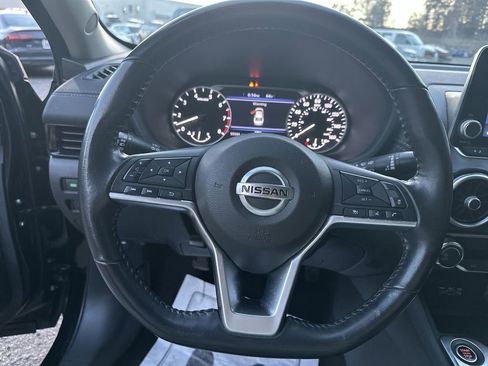 Used 2022 Nissan Sentra SV image 11