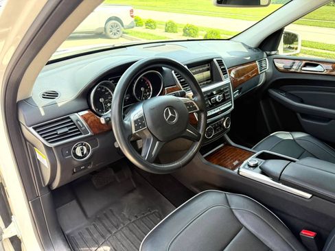 Used 2014 Mercedes-Benz ML 550 4MATIC image 11