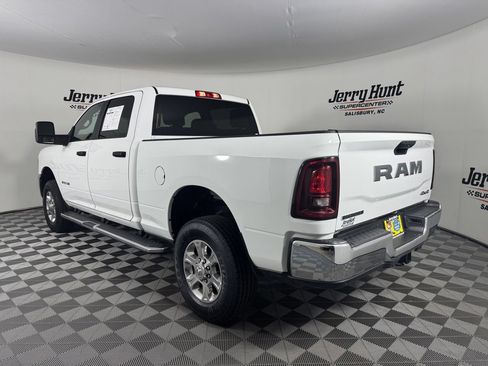 Used 2025 RAM 2500 Big Horn AWD/4WD image 8