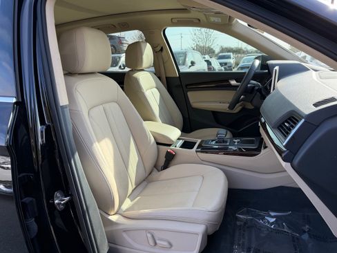 Used 2019 Audi Q5 2.0T Premium Plus w/ Premium Plus Package image 10