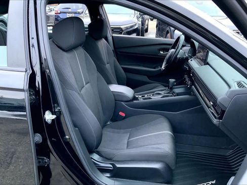 Used 2023 Honda Accord Sport image 7