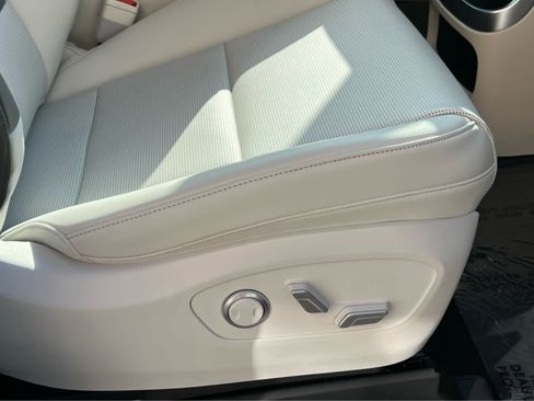 New 2026 Hyundai Ioniq 9 SEL AWD/4WD image 18