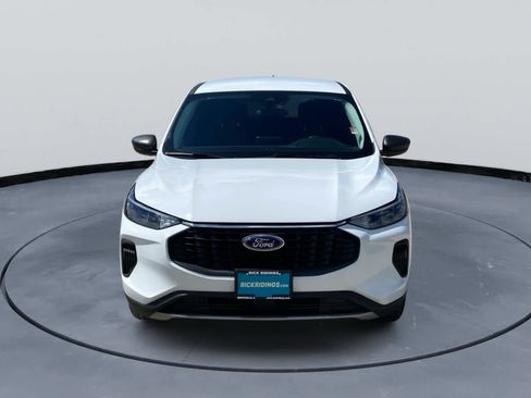 Used 2024 Ford Escape Active w/ Cold Weather Package FWD image 11