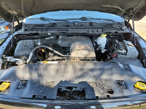 Used 2019 RAM 1500 Express w/ Express Value Package image 25