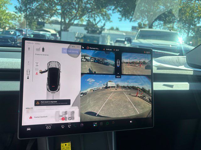 Used 2026 Tesla Model Y AWD image 27