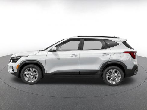 Used 2025 Kia Seltos S FWD image 3