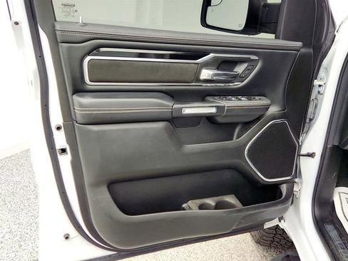 Used 2022 RAM 1500 Laramie w/ Sport Appearance Package image 10