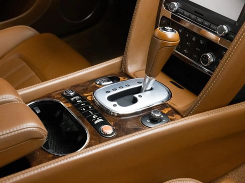 Used 2012 Bentley Continental GT AWD/4WD image 26