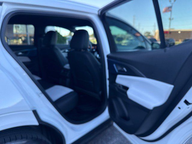Used 2025 Chevrolet Equinox EV LT w/ Convenience Package II FWD image 27