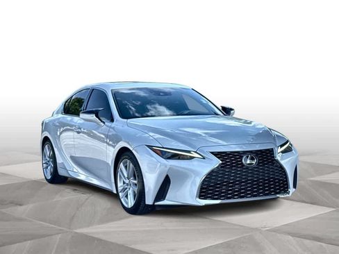 Used 2024 Lexus IS 300 w/ Comfort Package RWD image 2