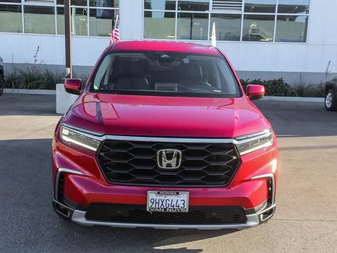 Used 2023 Honda Pilot EX-L image 2