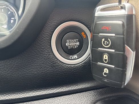 Used 2022 RAM 1500 Laramie image 35