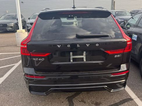 Used 2024 Volvo XC60 B5 Plus w/ Climate Package AWD/4WD image 6