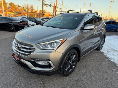 Used 2017 Hyundai Santa Fe Sport AWD/4WD image 4