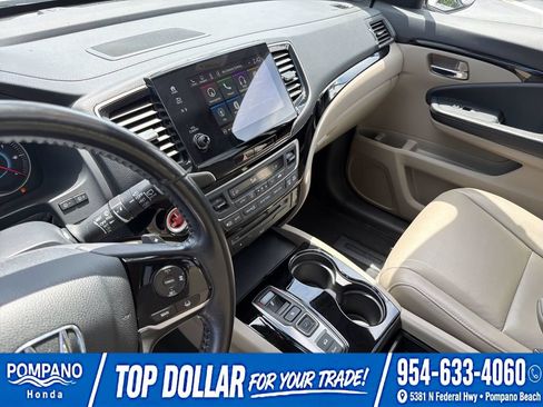 Used 2019 Honda Pilot Touring image 28