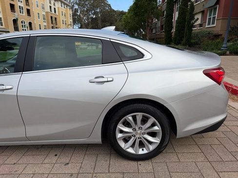 Used 2020 Chevrolet Malibu LT FWD image 23