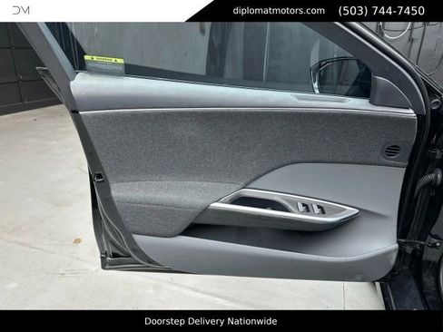 Used 2024 Lucid Air Touring AWD/4WD image 23
