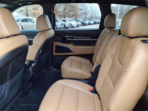 Used 2022 Kia Telluride SX image 6