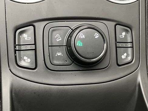 Used 2021 GMC Terrain SLE w/ Driver Convenience Package image 16