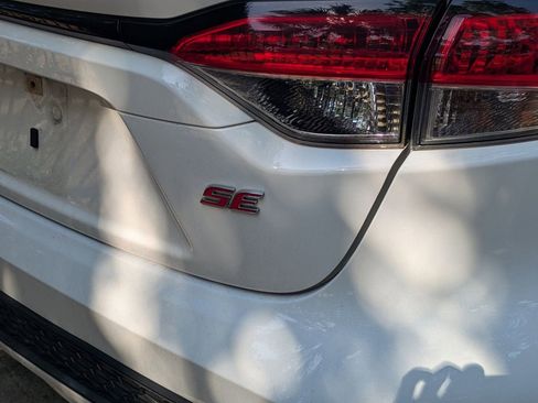 Used 2021 Toyota Corolla SE image 7