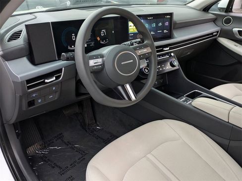 Used 2025 Hyundai Sonata SEL image 14