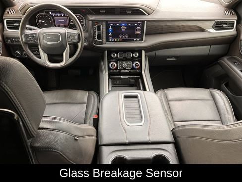 Used 2021 GMC Yukon XL Denali w/ Denali Premium Package RWD image 13
