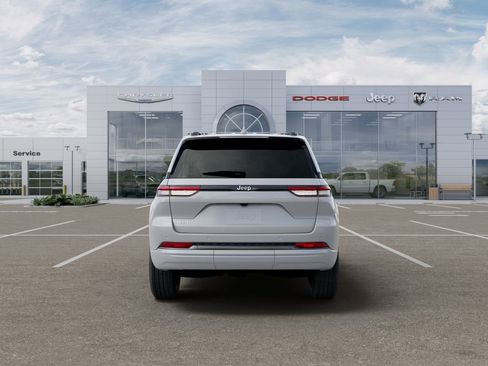 New 2026 Jeep Grand Cherokee Limited image 7