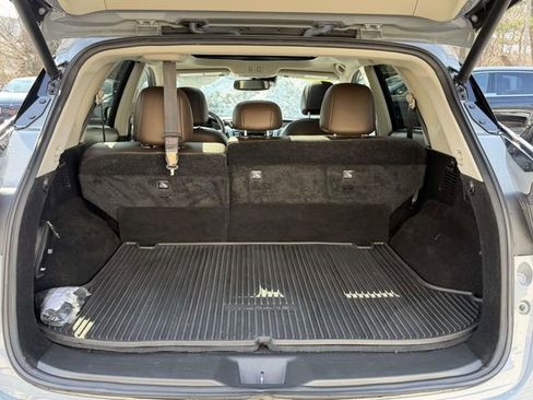 Used 2023 Nissan Murano Platinum w/ Cargo Package image 10