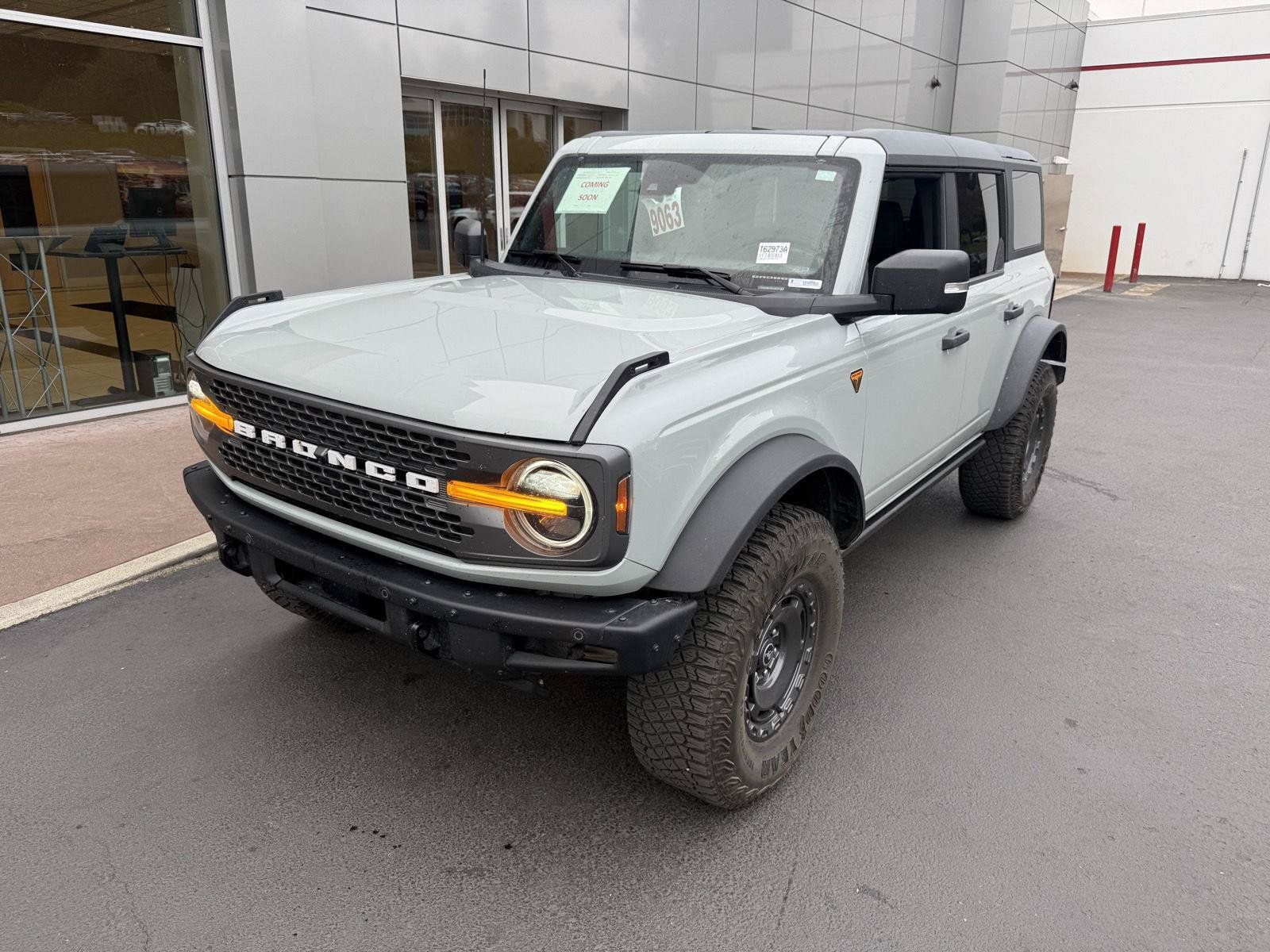 Used 2024 Ford Bronco Badlands AWD/4WD image 1