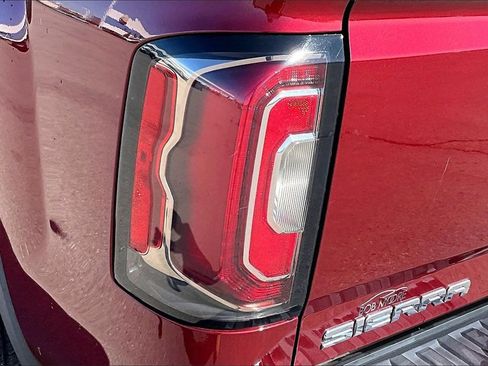 Used 2017 GMC Sierra 1500 SLT image 33