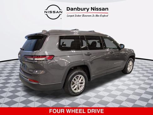 Used 2023 Jeep Grand Cherokee L Laredo w/ Luxury Tech Group I AWD/4WD image 3