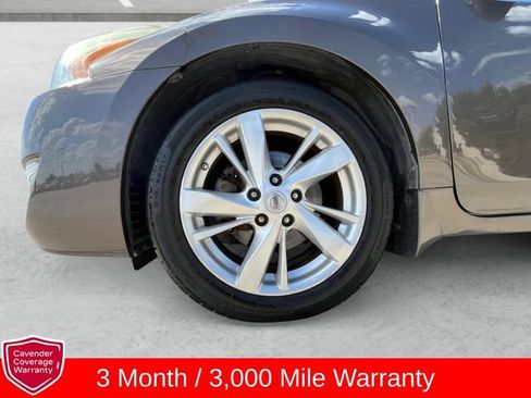 Used 2013 Nissan Altima 2.5 SV FWD image 23