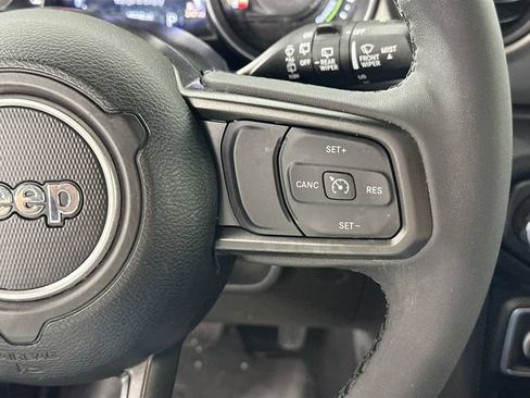Used 2023 Jeep Wrangler Unlimited w/ Cold Weather Group AWD/4WD image 23
