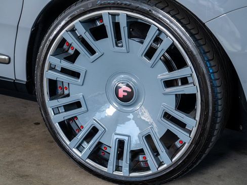 Used 2022 Rolls-Royce Cullinan image 25