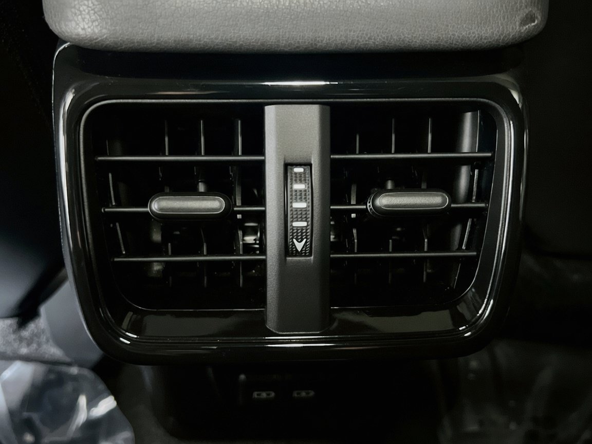 Used 2023 Lexus UX 250h AWD image 17