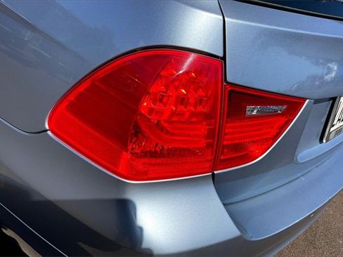 Used 2011 BMW 328i Wagon image 29