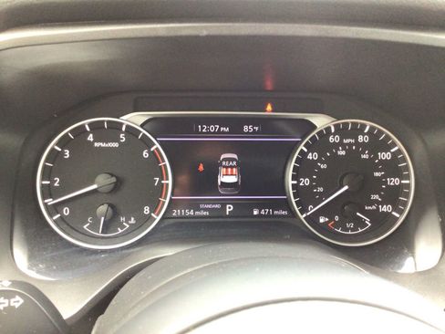 Used 2024 Nissan Rogue S FWD image 16
