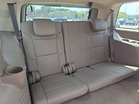 Used 2019 Chevrolet Tahoe LT image 12