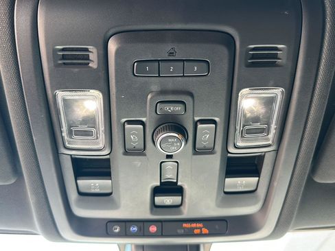 Used 2022 Chevrolet Tahoe RST w/ Luxury Package AWD/4WD image 22