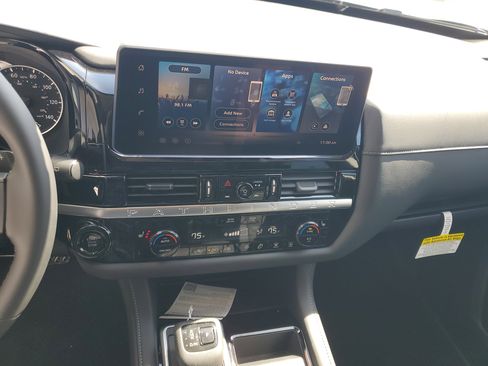 New 2026 Nissan Pathfinder SV image 8