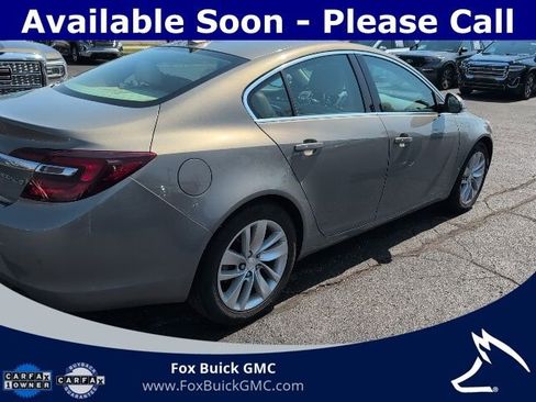Used 2017 Buick Regal Premium w/ Driver Confidence Package #1 image 4