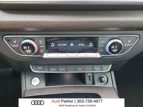Used 2023 Audi Q5 2.0T Premium w/ Convenience Package AWD/4WD image 21