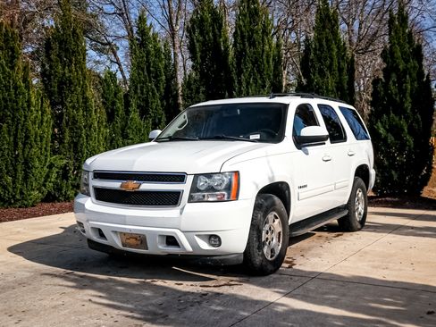 Used 2012 Chevrolet Tahoe LS w/ Convenience Package image 5