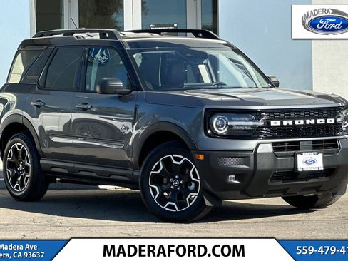 Certified 2025 Ford Bronco Sport Outer Banks AWD/4WD image 1