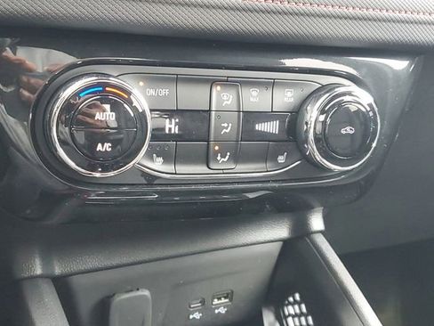Certified 2024 Chevrolet TrailBlazer RS w/ Convenience Package FWD image 27