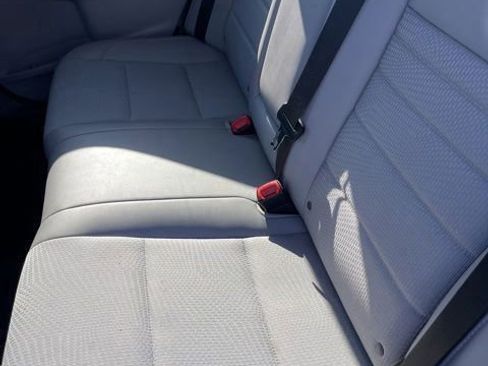 Used 2017 Toyota Camry SE FWD image 10
