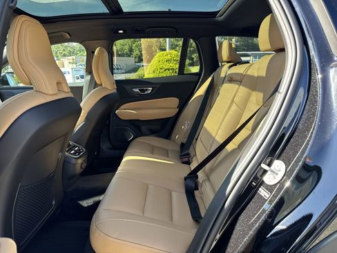 New 2026 Volvo V60 B5 Cross Country Ultra w/ Protection Package Premier image 11